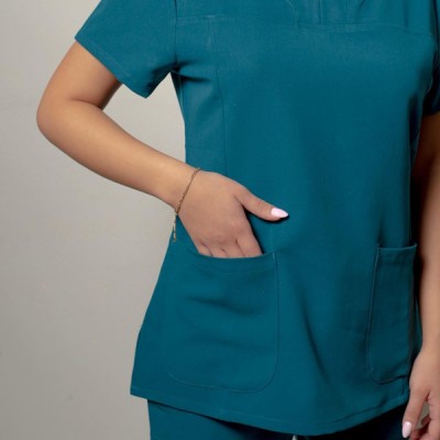 WOMEN'S MEDICAL UNIFORMS