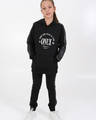 ACTION Teenage Overalls Girl Wild 58
