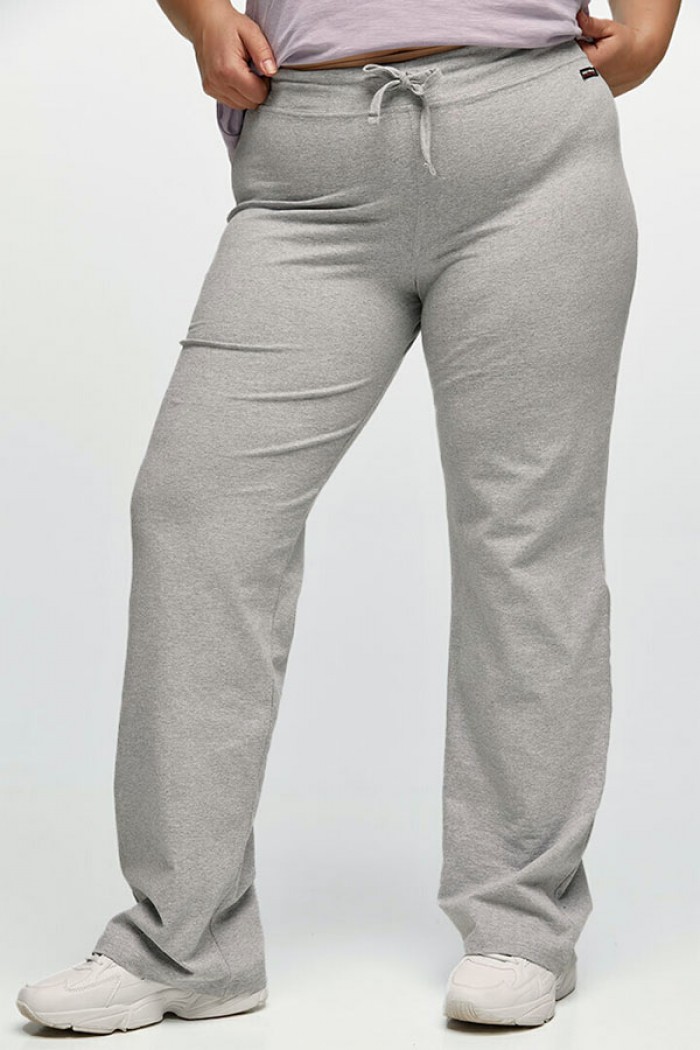 Schmal geschnittene Body Move-Hose für Frauen mit figurbetonter Passform