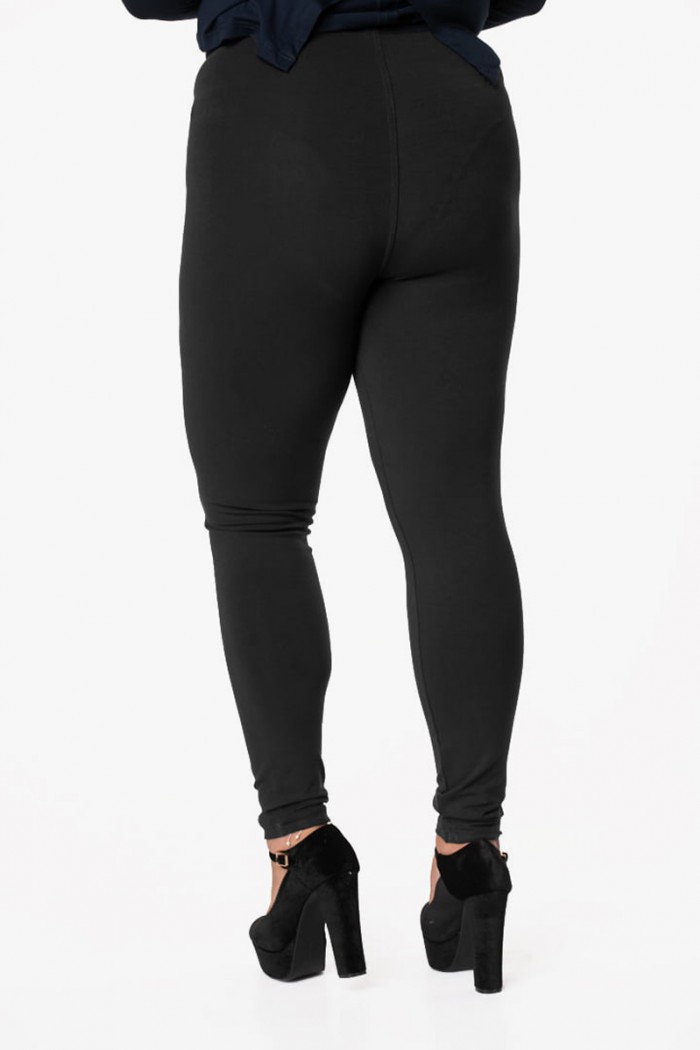 COLOGNE MONOCHROME PLUS GRÖSSE KÖRPER BEWEGEN 1160 SCHWARZ