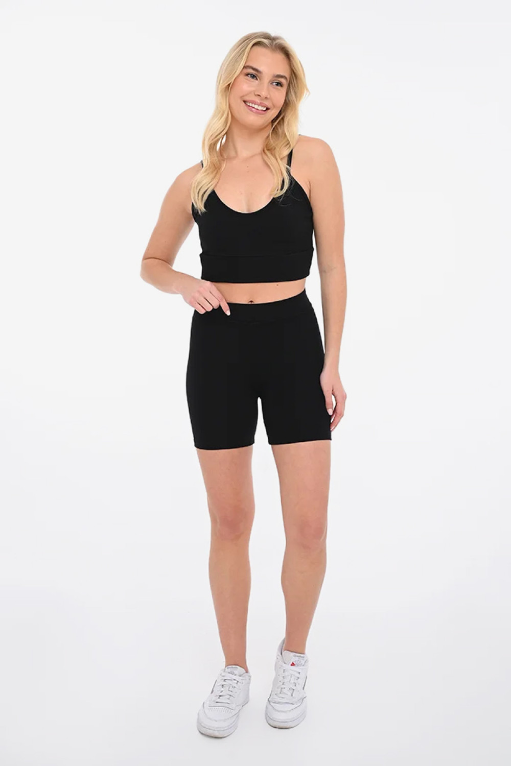 Kurze Radlerhose BODY MOVE 1384 BLACK