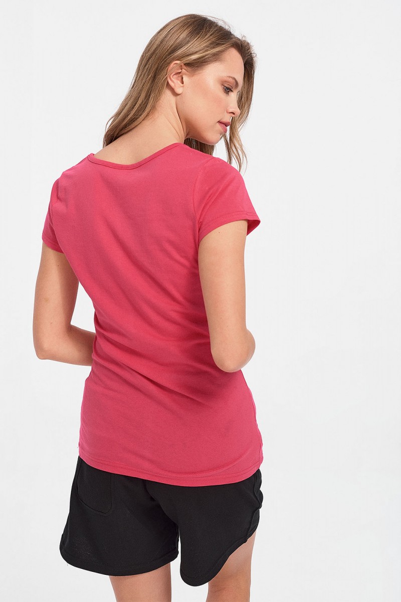 Women's T-Shirt with V in Fuchsia Color