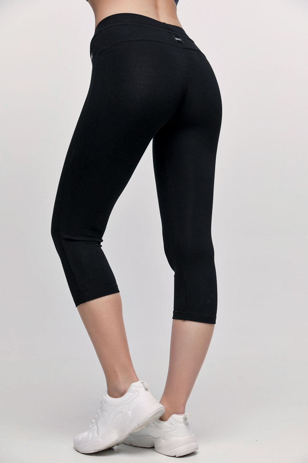 Capri leggings BODY MOVE 827