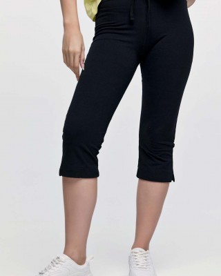 Capri einfarbig Body Move Schwarz 02