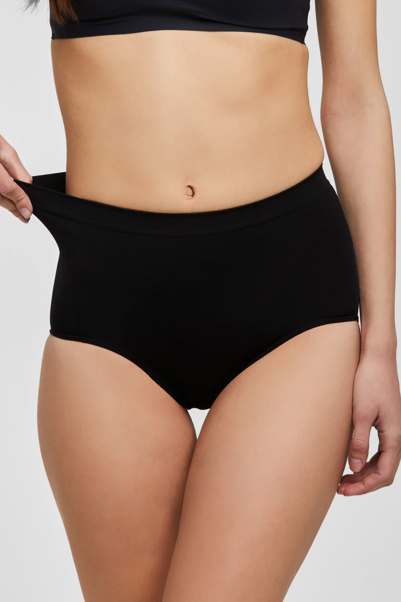 LATEXSLIP MIT BAUMWOLLHÜLLE POMPEA 89624435 SCHWARZ LATEXSLIP MIT BAUMWOLLHÜLLE POMPEA 89624435 SCHWARZ