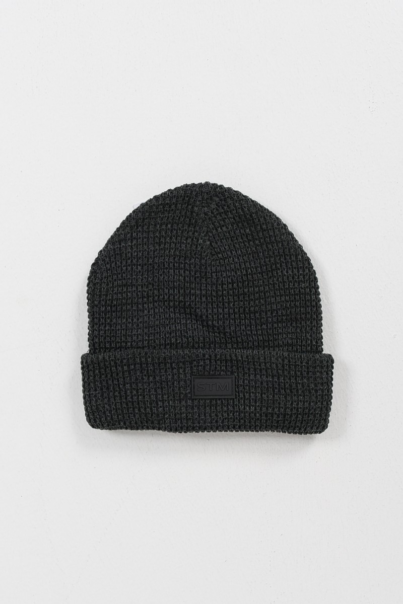 Men's knitted beanie STAMION 111110