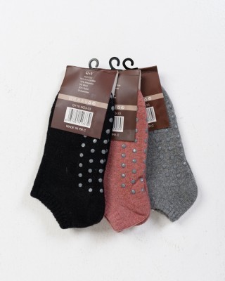 Flauschige Socken mit Saugnäpfen SUPER Q&amp;Y 3er Pack WZ3-33