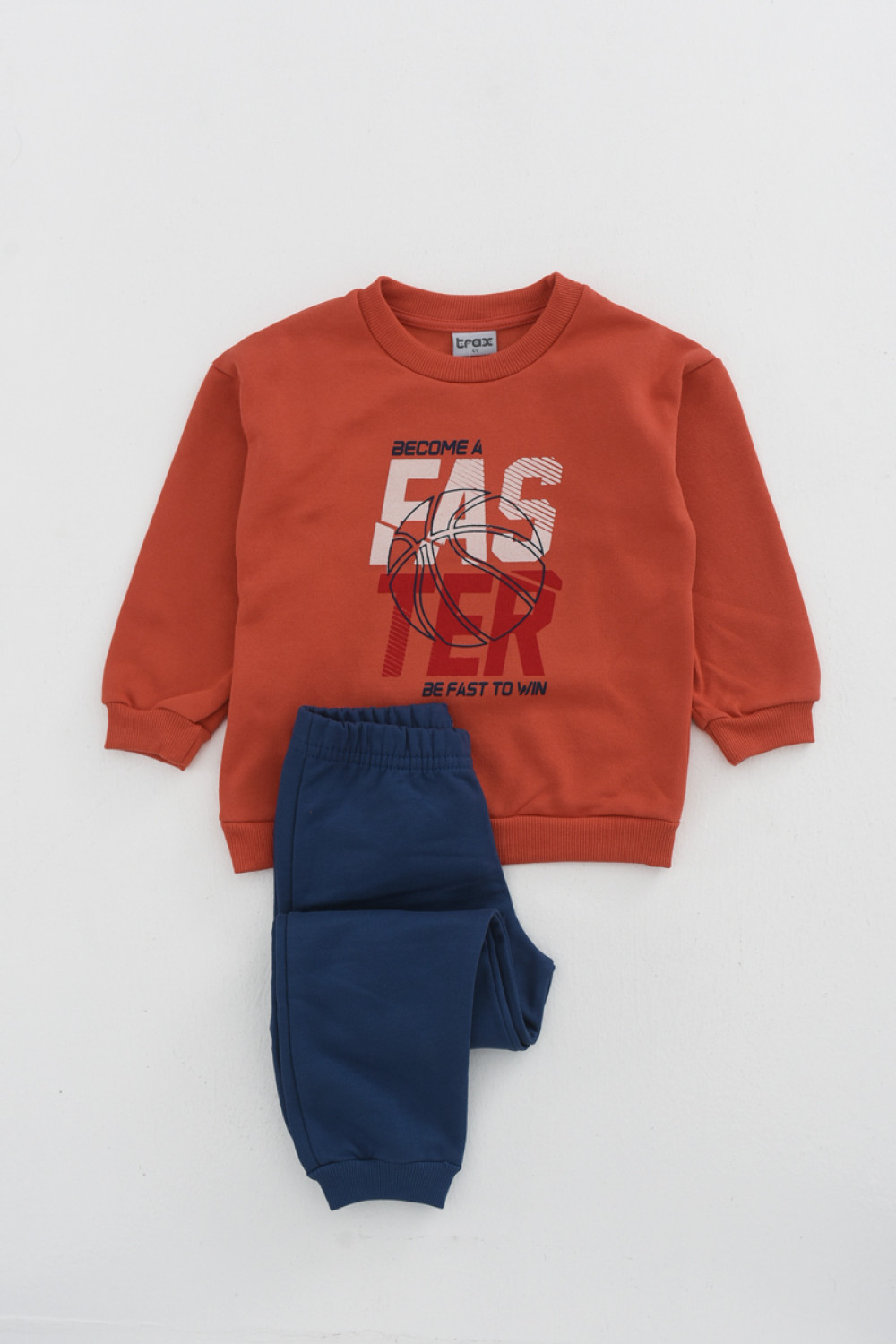 Orange TRAX FASTER boys’ tracksuit set with sweatshirt and sweatpants