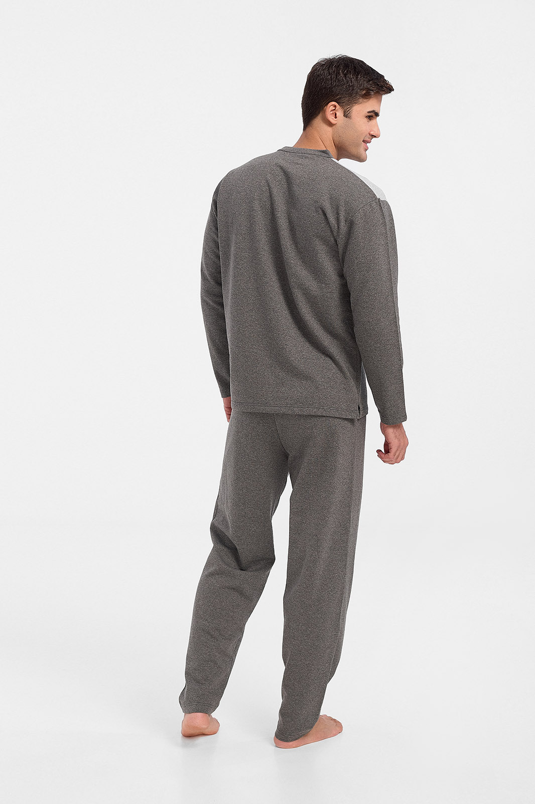 Mens pajamas LION classic with V - Winter 2021