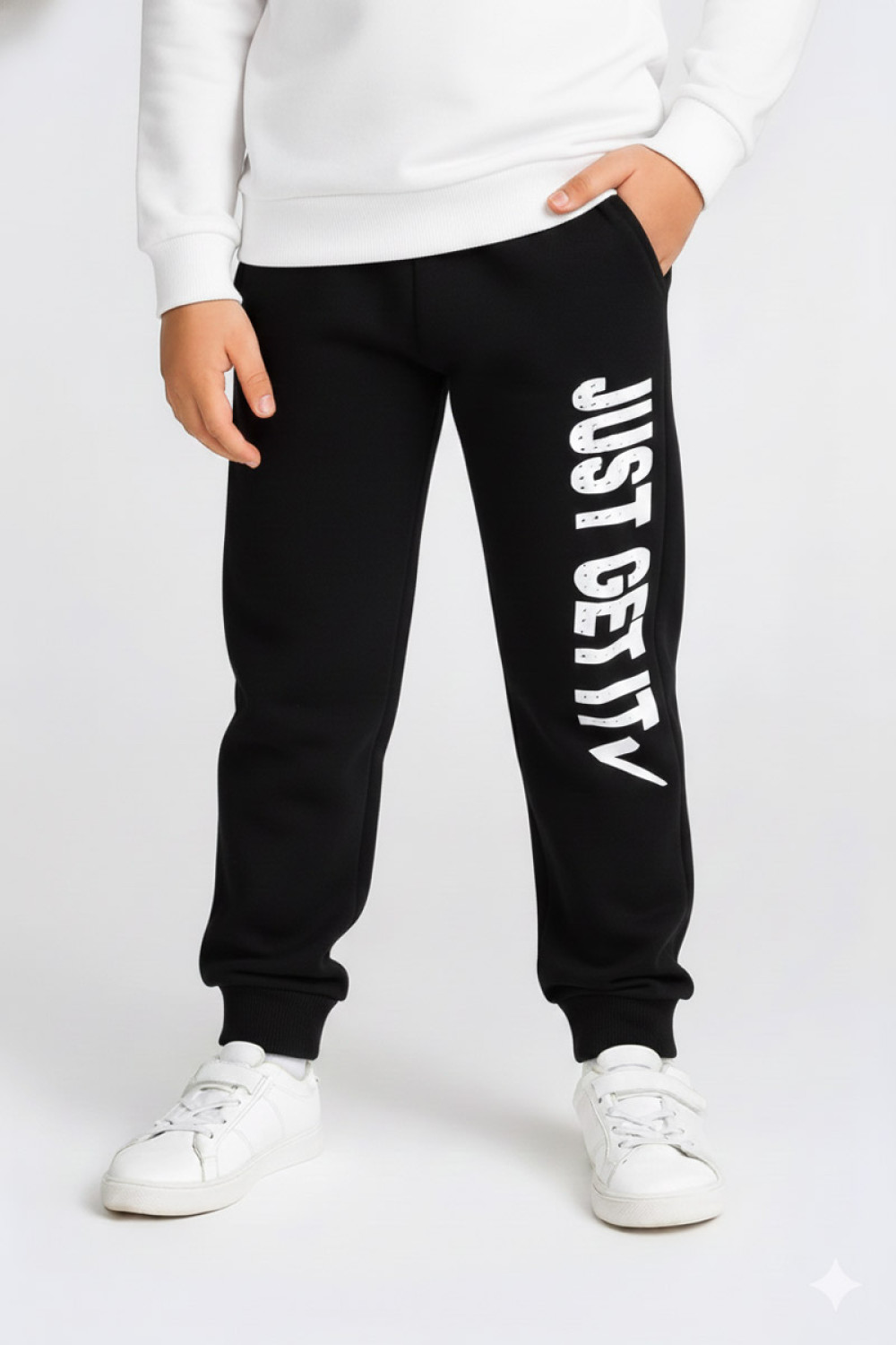 TRAX boys' black lightweight sweatpants 47365-4