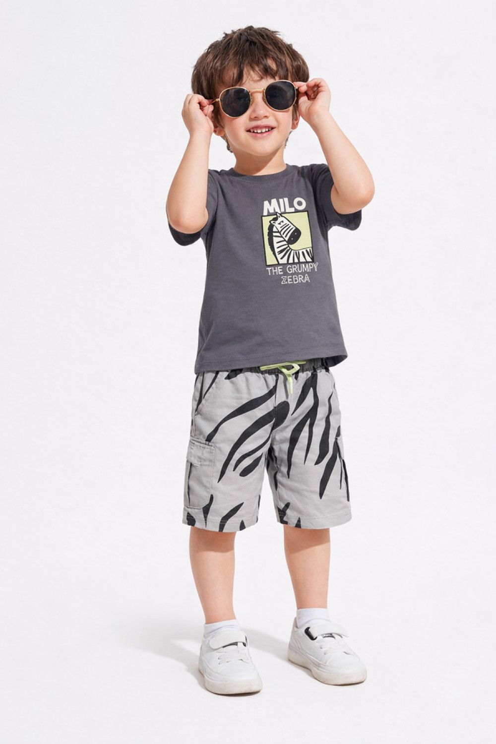 TRAX boys' charcoal summer set with T-shirt and shorts
