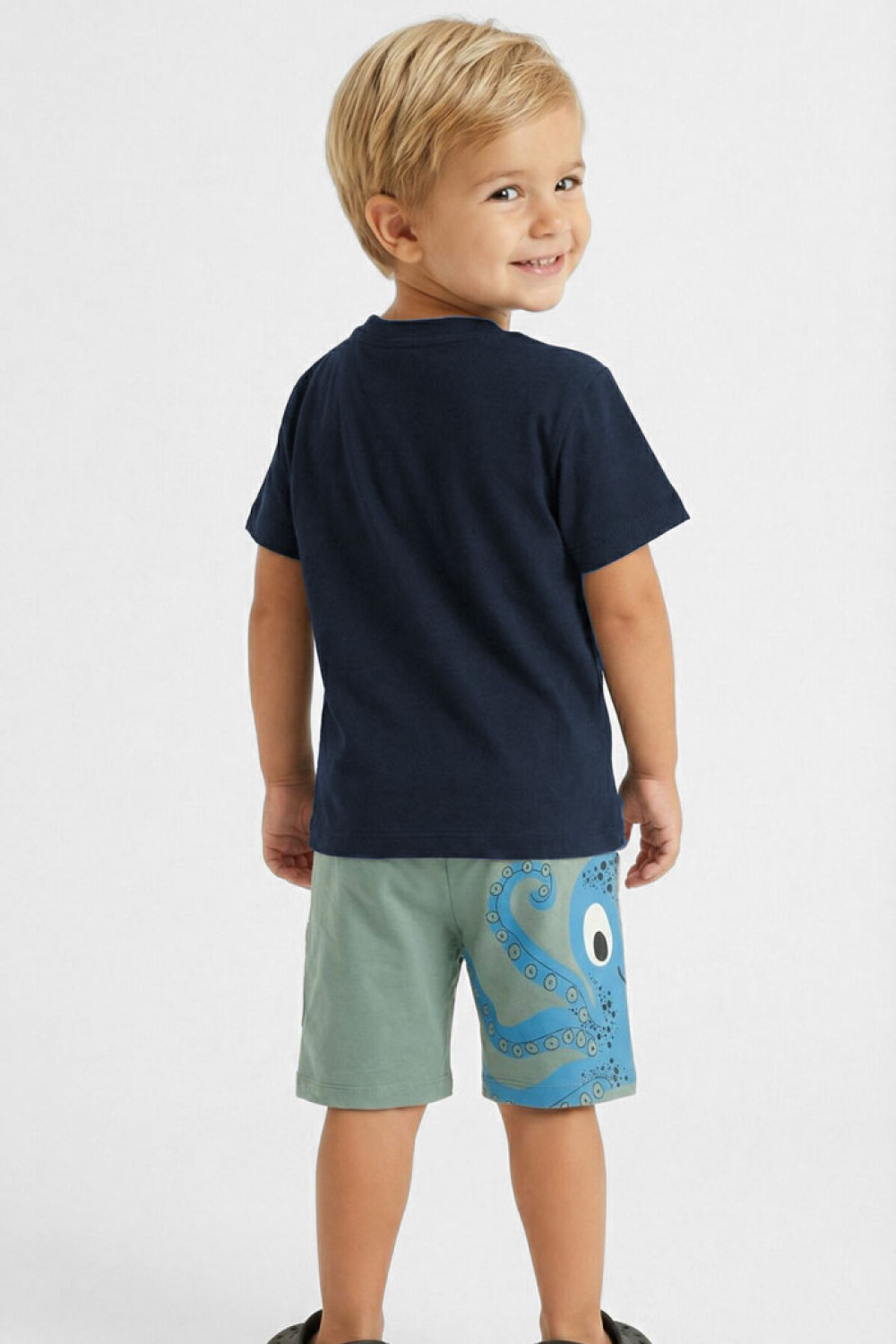 TRAX boys' navy T-shirt and cargo shorts summer set with octopus print