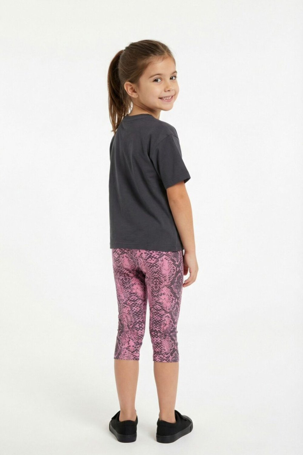 TRAX teen girls' charcoal slogan T-shirt and pink snakeskin-print capri leggings set