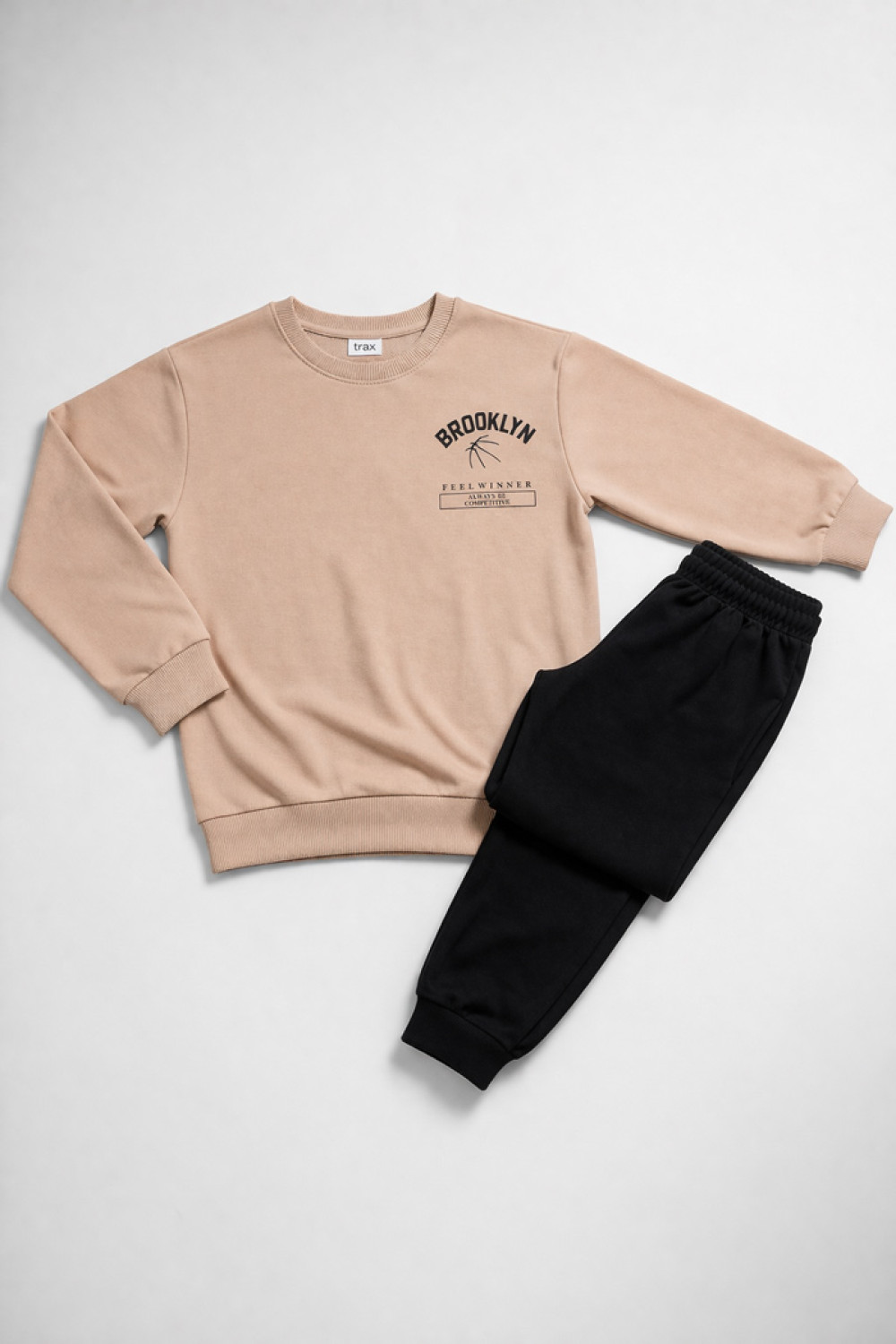 TRAX beige boys' tracksuit set with long-sleeved top and trousers