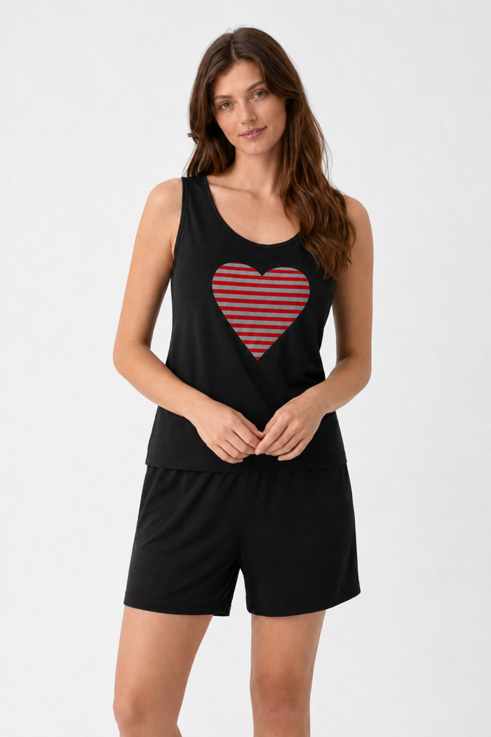 Black Cherry women's pyjama set with heart print and Bermuda shorts