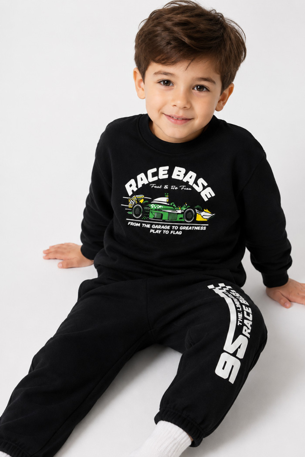 TRAX Racing 50921 boys' black tracksuit set with racing car print
