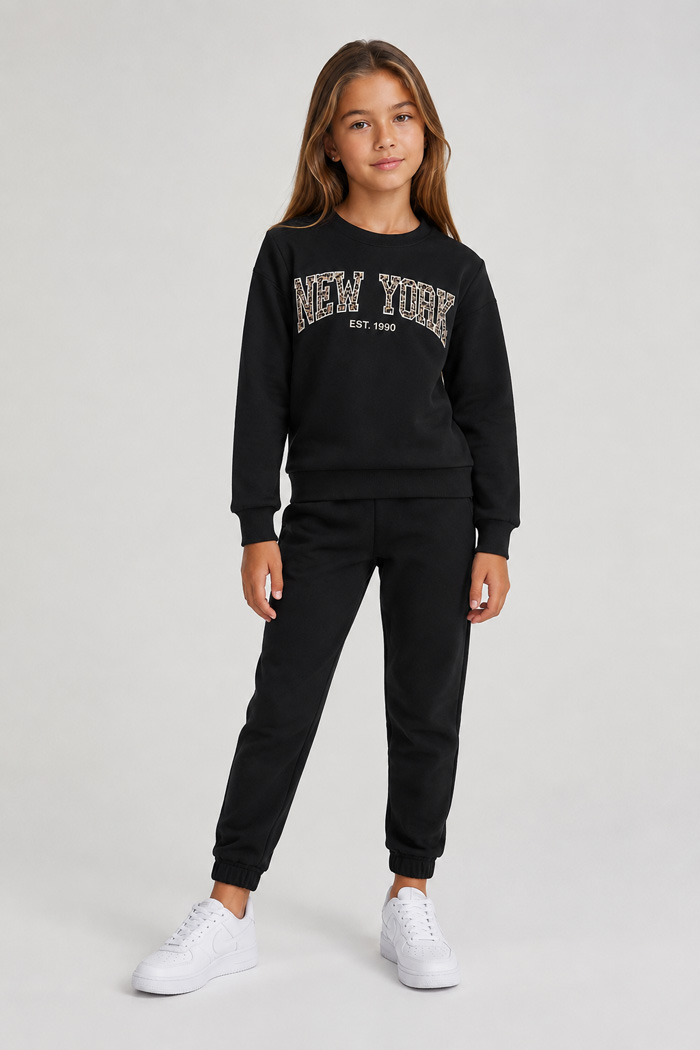 TRAX girls’ black winter tracksuit set with New York print, model 50625