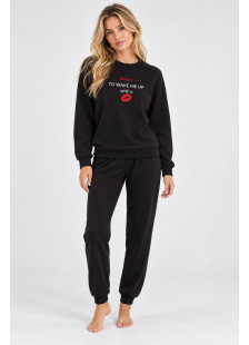 Black TRAX women’s pyjama set with front print