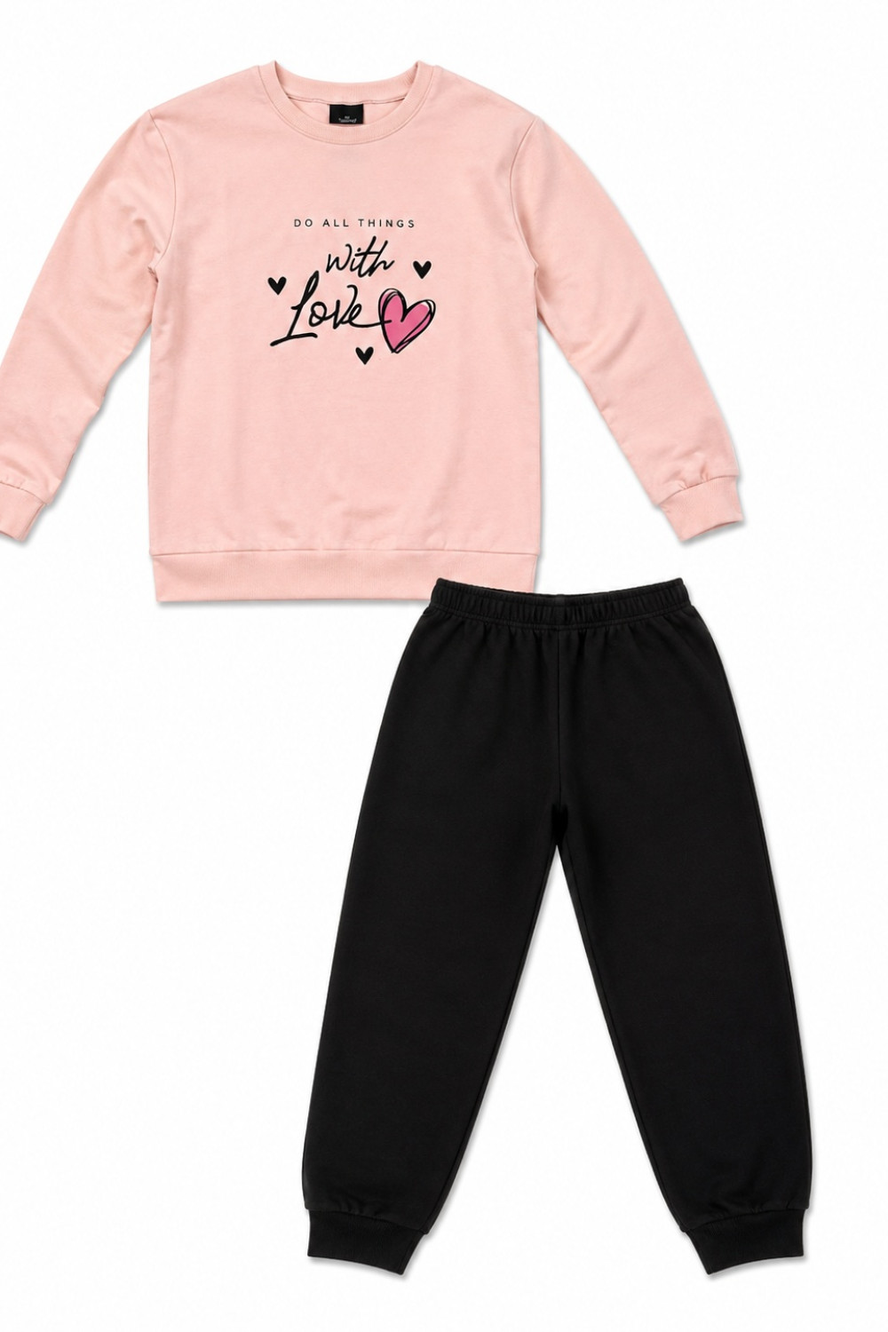 TRAX women’s pink and black pyjama set with heart print