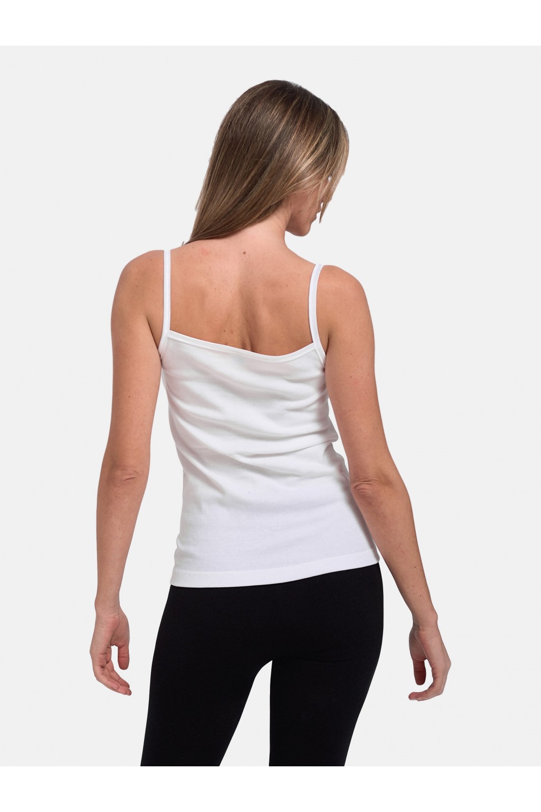 Elastic undershirt with thin straps