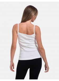 Elastic undershirt with thin straps