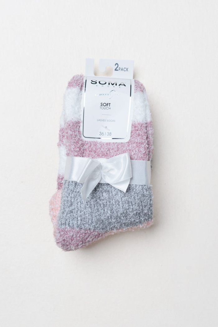 SOMA women's fluffy socks 2-pack with one patterned pair and one solid-colour pair with coloured heel